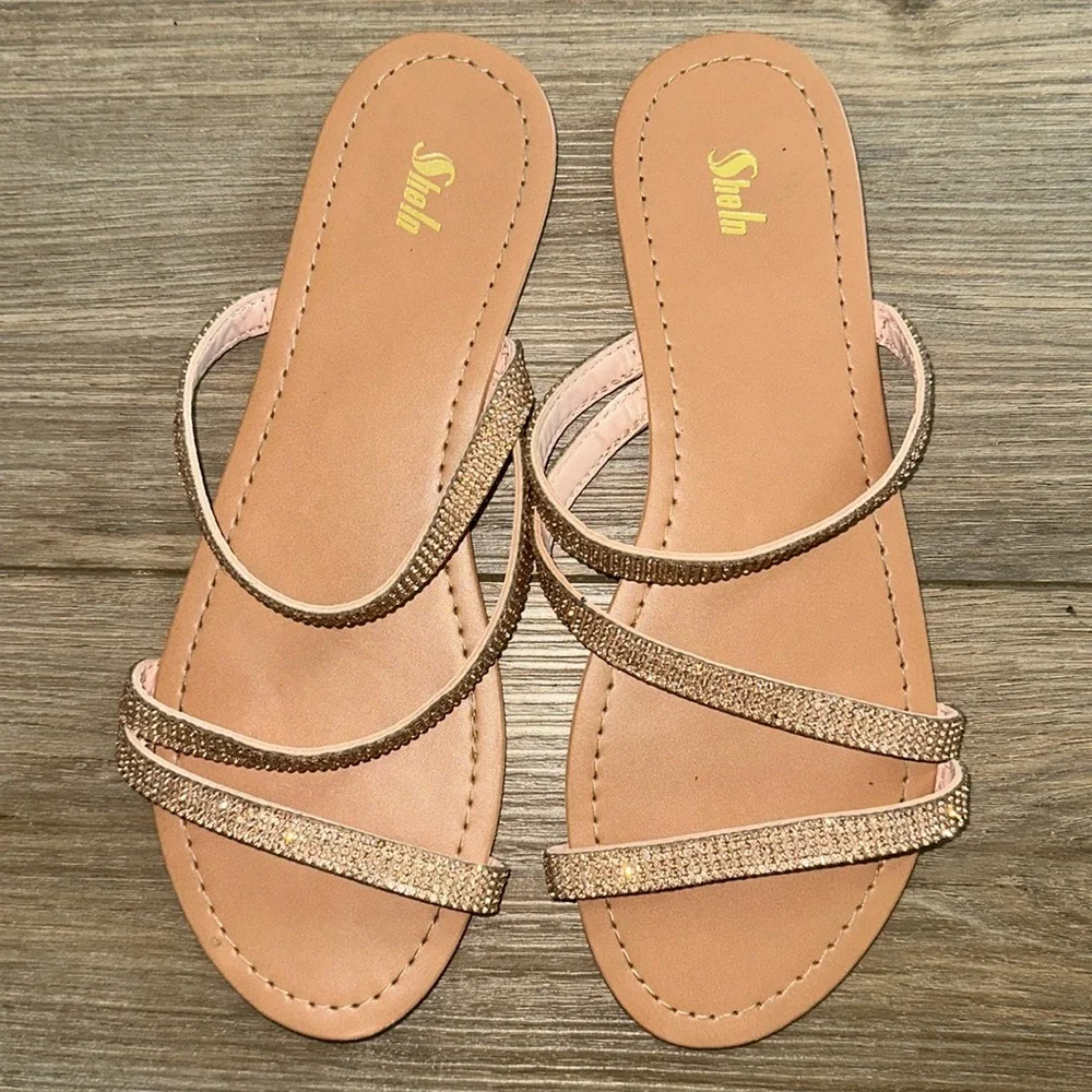 Sandals - Picture 1 of 5
